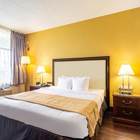 Quality Inn Boca Raton University Area Oda fotoğraf